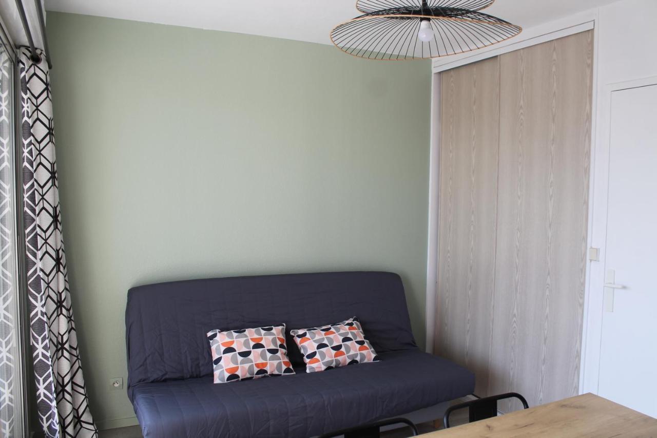 Studio Avec Parking Proche Plage Et Centre Apartment Royan Luaran gambar